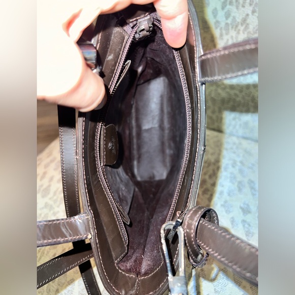 Sold! Gucci tote with strap and charm in dark chocolate brown - Picture 8 of 9